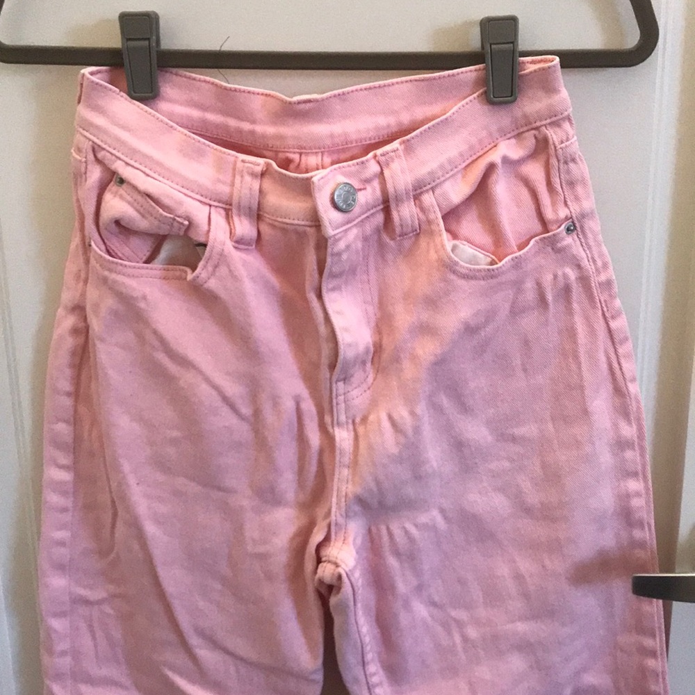 BDG pink mom jeans cropped fit